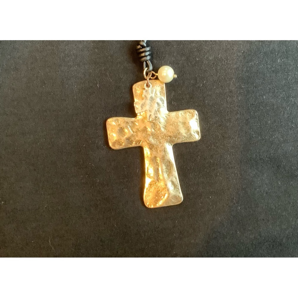 34” long (36” with medallion) necklace.